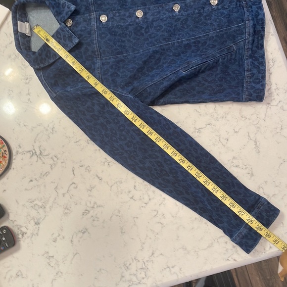 Donated - Picture 6 of 8